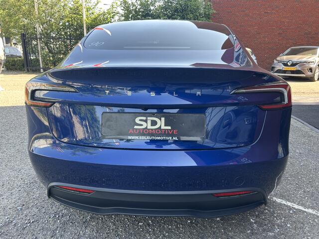 Tesla Model 3 HIGHLAND RWD 60KWH // PANO // CAMERA // ADAPTIVE CRUISE // SFEERVERLICHTING // LEDER