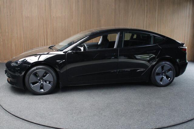 Tesla Model 3 RWD 60 kWh Full Self Driving 3 - Warmtepomp - Leder - Pano - 856km!!