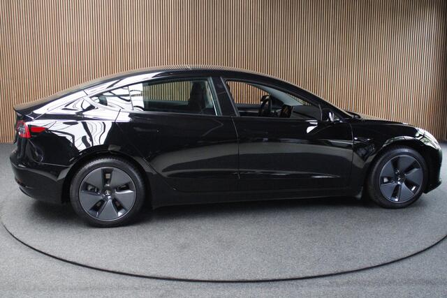 Tesla Model 3 RWD 60 kWh Full Self Driving 3 - Warmtepomp - Leder - Pano - 856km!!