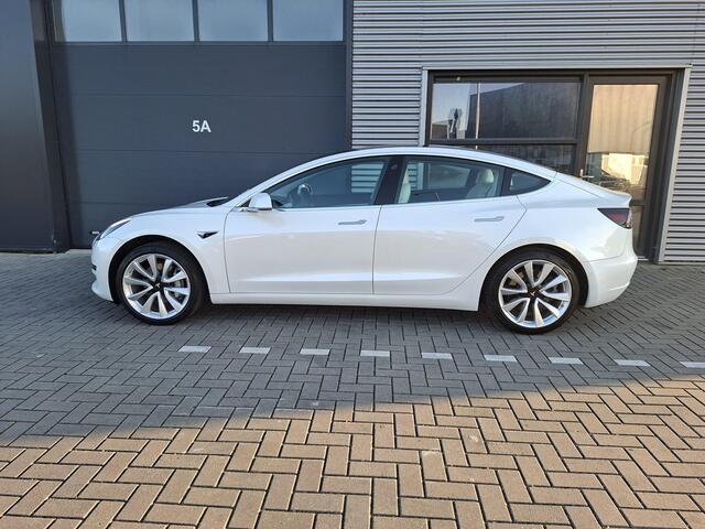 Tesla Model 3 Standard RWD Plus 60 kWh ?SOH 86.9% Full Self Driving 3 ?Autopilot ?Panoramadak ?Vol Leder ?360º Camera ?Stoelverwarming ?Trekhaak ?Origineel NL
