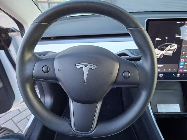Tesla Model 3 Standard RWD Plus 60 kWh ?SOH 86.9% Full Self Driving 3 ?Autopilot ?Panoramadak ?Vol Leder ?360º Camera ?Stoelverwarming ?Trekhaak ?Origineel NL