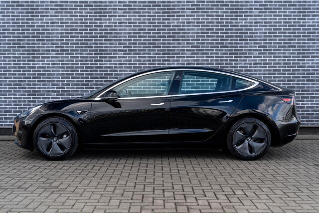 Tesla Model 3 Standard RWD Plus 60 kWh | Panoramadak | LED Koplampen | Premium Audio | Cruise Control Adaptief | Stoelverwarming | Full map navigatie | Basic Autopilot