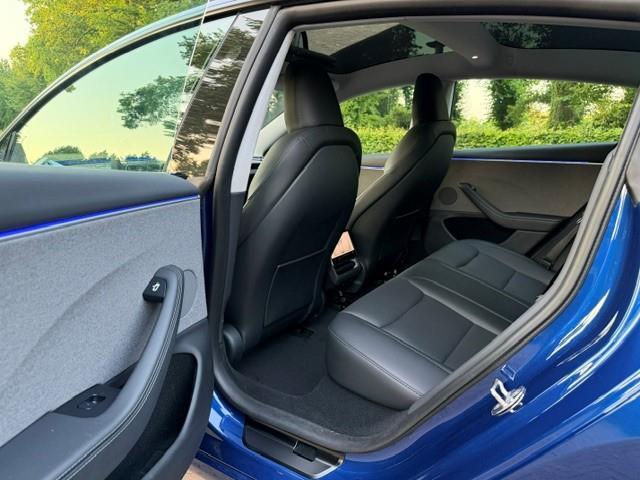 Tesla Model 3 RWD 60 kWh Highland Nieuw Model/Trekhaak/Pano/Leer/Fabrieksgarantie