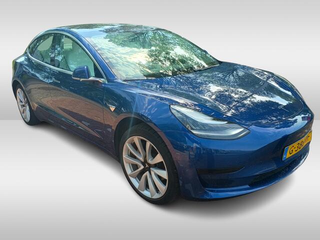 Tesla Model 3 Standard RWD Plus 60 kWh / SoH 87,5% / Trekhaak / Autopilot / Panoramadak / Camera / Premium Audio / 19'' / Leder