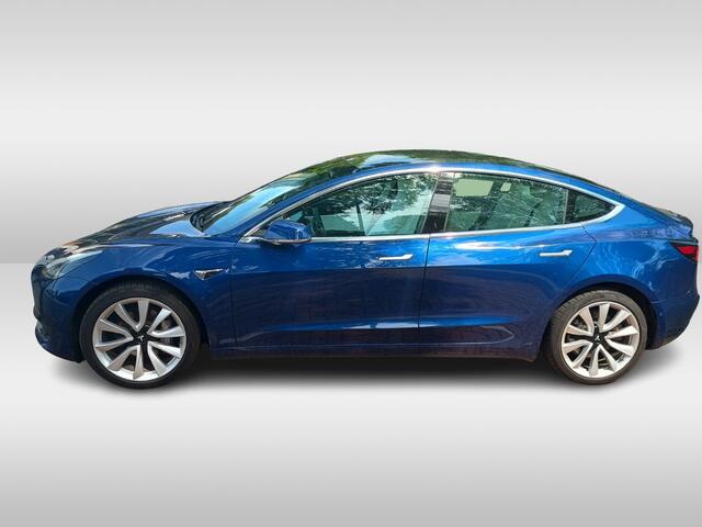 Tesla Model 3 Standard RWD Plus 60 kWh / SoH 87,5% / Trekhaak / Autopilot / Panoramadak / Camera / Premium Audio / 19'' / Leder