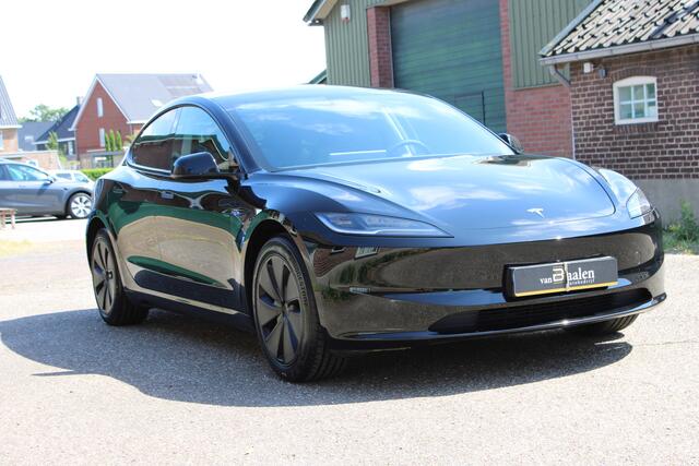 Tesla Model 3 RWD 60 kWh SOh 96,2% HIGHLAND PANO LEER LED 34000KM!!!