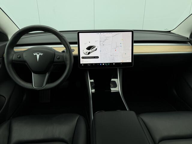 Tesla Model 3 Long Range AWD 75 kWh SOH 88,7%/Trekhaak/Autopilot.