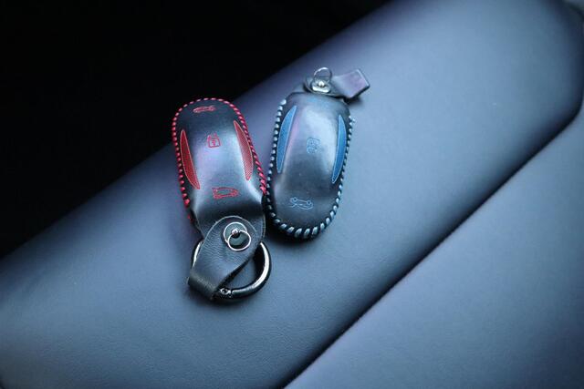 Tesla Model X 75D Base 6p. 90,6% SOH, Camera, 6 Persoons, CCS, Cold weather pakket, Trekhaak, Autopilot 3.0