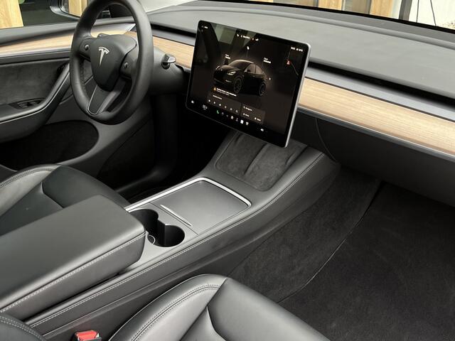 Tesla Model Y PerformanceAWD 75kWh