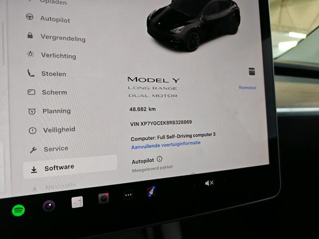 Tesla Model Y Long Range AWD 75 kWh 351PK Trekhaak 20inch FSD Comp Panodak Camera