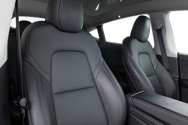 Tesla Model Y Long Range AWD 75 kWh | LEDER | PANORAMADAK ? 1e Eigenaar