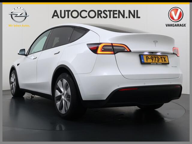 Tesla Model Y Long Range AWD 75kWh Trekhaak SOH 91% Warmtepomp Autopilot Leder Panoramadak Elektr.Stuur+Stoel+Verwarmd Navi Ecc Premium Audio Keyless Privacyglas 4WD Camera's Elektr.AchterKlep Parkeer Assistent Sentry-Mode Bluetooth Dodehoek detector Connected services