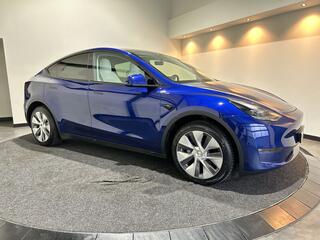 tesla-model-y-long-range-awd-75-kwh