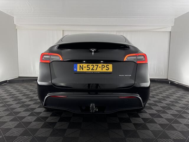 Tesla Model Y Long Range AWD 75 kWh [ 3-Fase ] {SOH-81%} (INCL-BTW) Aut. *PANO | AUTO-PILOT | LEATHER | NAVI-FULLMAP | MATRIX-LED | KEYLESS | CAMERA | DAB+ | HEATED-COMFORTSEATS | PRIVACY-GLASS | TOPVIEW | 20''ALU | TOWBAR*