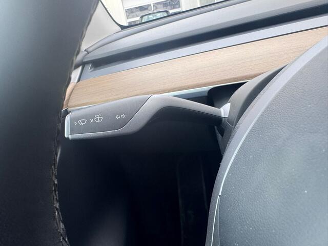 Tesla Model Y Long Range AWD 75 kWh