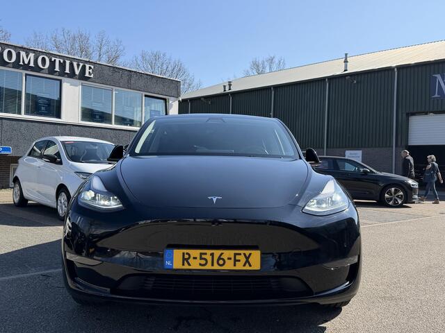Tesla Model Y Performance AWD 75 kWh VAN ¤38.900,- NU VOOR SLECHTS ¤35.877,- Uw LENTEVOORDEEL ¤3.023,-AUTOPILOT| 21 INCH TURBINE VELGEN| ACHTERBANK VERWARMD| STOEL + STUURVERWARMING |DE HOOGVOLTACCU EN AANDRIJFLIJN GARANTIE TOT 2030 of 192.000KM |