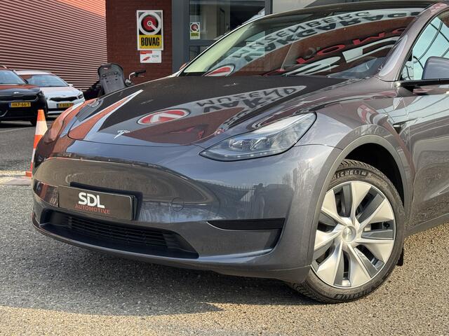 Tesla Model Y RWD 58 kWh 1STE EIGENAAR!! // PANODAK // NAVI // ADAPTIVE CRUISE // CLIMA // AUTOPILOT // 360 CAMERA // LEDEREN BEKLEDING //