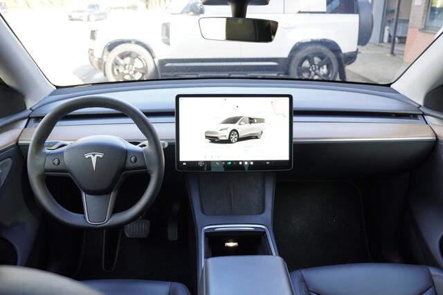 Tesla Model Y Long Range AWD 75 kWh / 93 SOH / BTW / Autopilot / Pano /Camera / Stoelverwarming /
