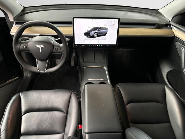 Tesla Model Y RWD 58 kWh SOH 97%, Panoramadak, Auto Pilot, 360 Camera, Stoelverwarming
