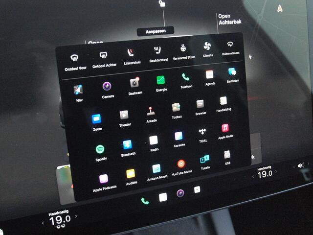 Tesla Model Y Long Range AWD 75 kWh NL-Auto | Panoramadak | 360 Camera | Full Self Driving Computer 3 | Apple Carplay |