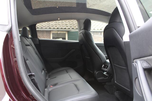 Tesla Model Y LONG RANGE DUAL AWD 75 kWh AUTOPILOT NAVI LEER PANO SOh 95,5%