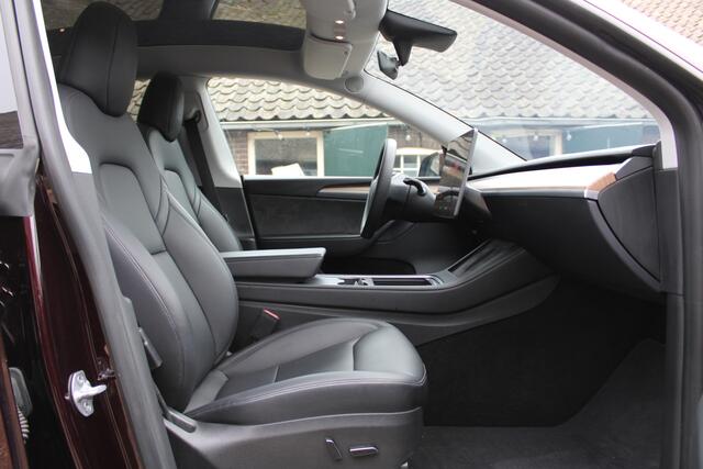 Tesla Model Y LONG RANGE DUAL AWD 75 kWh AUTOPILOT NAVI LEER PANO SOh 95,5%