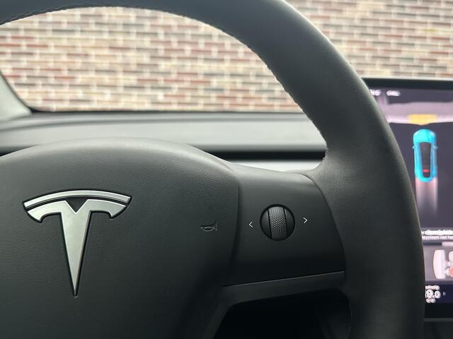 Tesla Model Y Long Range RWD 75 kWh Autopiloot 360 Panoramadak