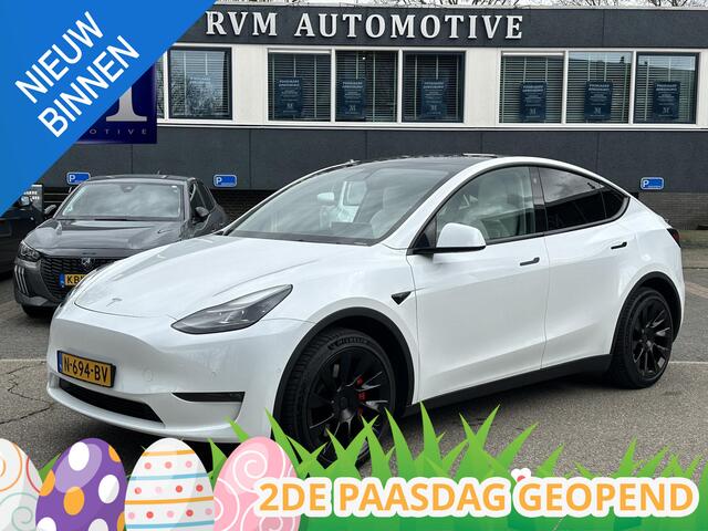 Tesla Model Y Long Range AWD 75 kWh SOH 89% | VAN ¤33.900,- NU VOOR SLECHTS ¤31.877,- Uw LENTEVOORDEEL ¤2.023,- |ORGINELE AFN. TREKHAAK TESLA| 20 INCH!|