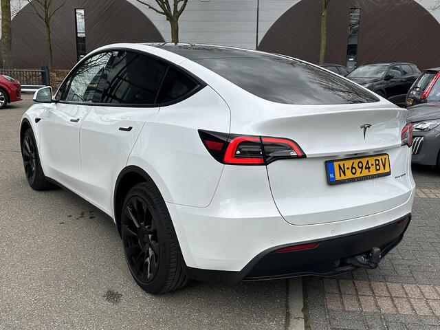 Tesla Model Y Long Range AWD 75 kWh SOH 89% | VAN ¤33.900,- NU VOOR SLECHTS ¤31.877,- Uw LENTEVOORDEEL ¤2.023,- |ORGINELE AFN. TREKHAAK TESLA| 20 INCH!|