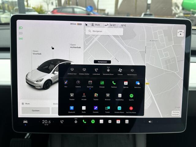Tesla Model Y Long Range AWD 75 kWh SOH 89% | VAN ¤33.900,- NU VOOR SLECHTS ¤31.877,- Uw LENTEVOORDEEL ¤2.023,- |ORGINELE AFN. TREKHAAK TESLA| 20 INCH!|