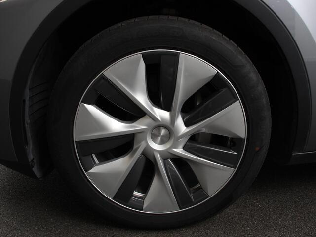 Tesla Model Y Performance Long Range AWD 75 kWh Climate control Adaptieve cruise control Achteruitrijcamera Panoramadak Keyless Stuurverwarming Stoelverwarming LED Navigatie Parkeersensoren