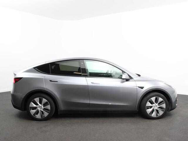 Tesla Model Y Performance Long Range AWD 75 kWh Climate control Adaptieve cruise control Achteruitrijcamera Panoramadak Keyless Stuurverwarming Stoelverwarming LED Navigatie Parkeersensoren