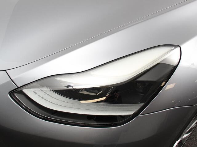 Tesla Model Y Performance Long Range AWD 75 kWh Climate control Adaptieve cruise control Achteruitrijcamera Panoramadak Keyless Stuurverwarming Stoelverwarming LED Navigatie Parkeersensoren