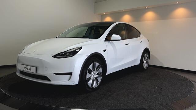 Tesla Model Y RWD 58 kWh | Leder Interieur | Houten afwerking | Verwarmde stoelen en stuur | Soh (batterijcheck) Waarde 95,1 %