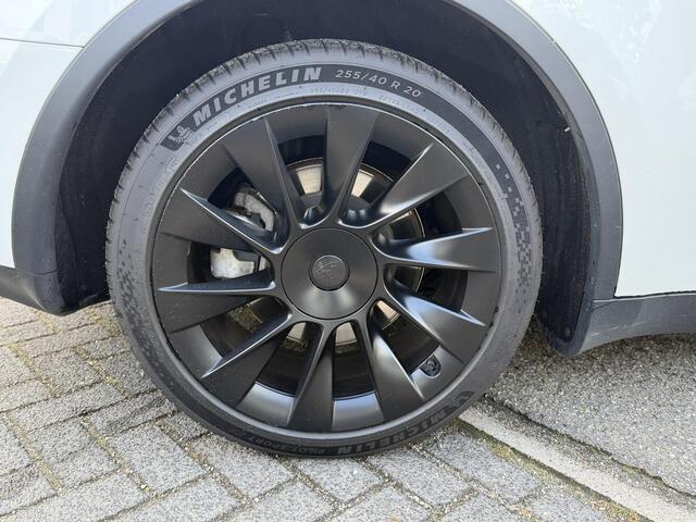 Tesla Model Y Long Range AWD 75 kWh 20 INCH INDUCTION VELGEN | 1E EIGENAAR | ORIGINEEL NEDERLANDSE AUTO MET NAP | TESLA FABRIEKSGARANTIE TOT 03-2027 |