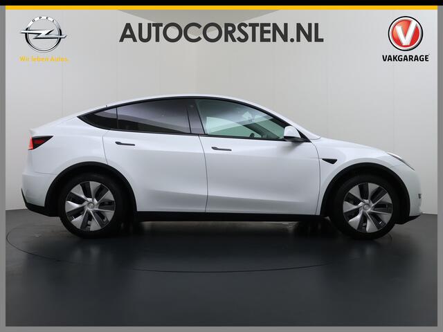 Tesla Model Y RWD 300PK LFP Accu SOH 92,5% Trekhaak Warmtepomp Leder Navi Ecc Adap.Cruise Panoramadak Camera's Stuur+Stoelverwarming Led Traffic-Aware Cruise Control Toybox Elek.Achterklep 1.600KG Trekgewicht 1e Eigenaar Origineel Nederlandse Auto
