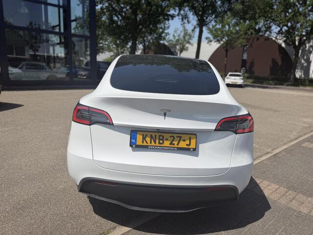 Tesla Model Y Long Range RWD 75 kWh LONG RANGE AWD FSD! VAN: 46.900,- VOOR: 43.877,- | FULL SELF DRIVE OP DE AUTO (UNIEK, GEEN ABONNEMENT MAAR GEKOCHT )|