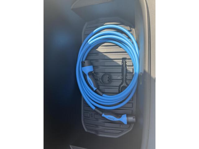 Tesla Model Y Long Range RWD 75 kWh LONG RANGE AWD FSD! VAN: 46.900,- VOOR: 43.877,- | FULL SELF DRIVE OP DE AUTO (UNIEK, GEEN ABONNEMENT MAAR GEKOCHT )|