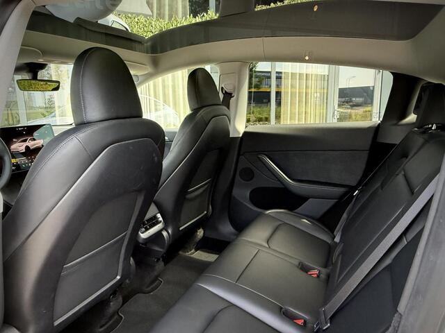 Tesla Model Y Performance AWD/ Panodak/ Autopilot