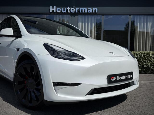 Tesla Model Y Performance AWD/ Panodak/ Autopilot