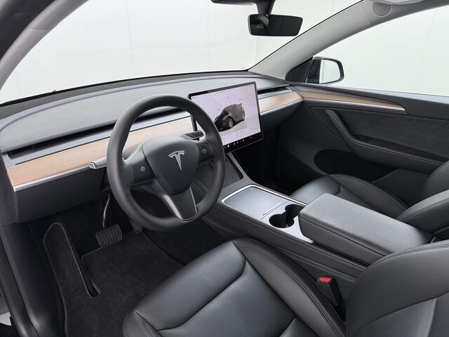 Tesla Model Y Long Range AWD 75kWh Warmtepomp Stoel+Stuur+Achterbankverwarming Premium Audio Leder Adap.Cruise Navi Camera's Ecc Keyless Voorverwarmen+Koelen Elek.Stoelen+Memory Panoramadak Elek.Achterklep AMD Ryzen(TM) Google Maps Dog+Kampeer modus Lmv 19" Led Privacy
