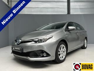 toyota-auris-touring-sports-1.8-hyb