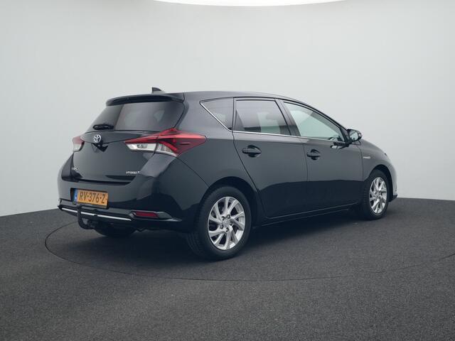 Toyota AURIS 1.8 Hybrid Dynamic Go