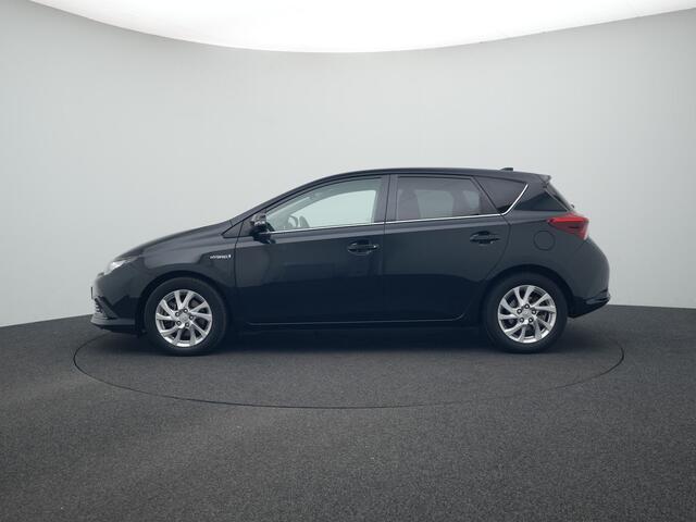 Toyota AURIS 1.8 Hybrid Dynamic Go