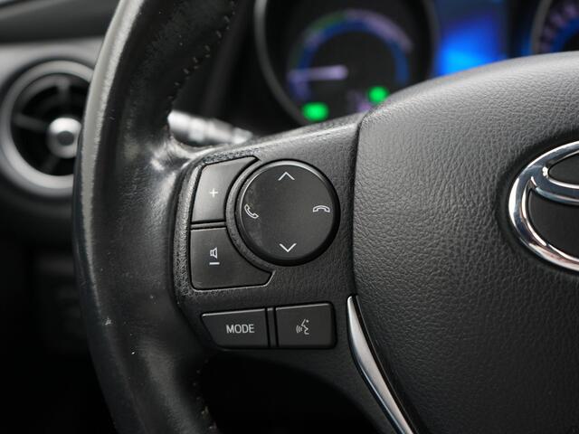 Toyota AURIS 1.8 Hybrid Dynamic Go
