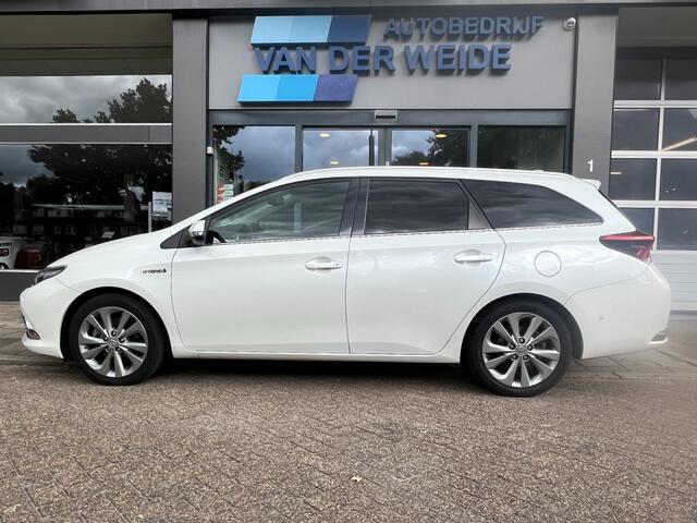 Toyota AURIS 1.8 HYBRID LEASE PRO