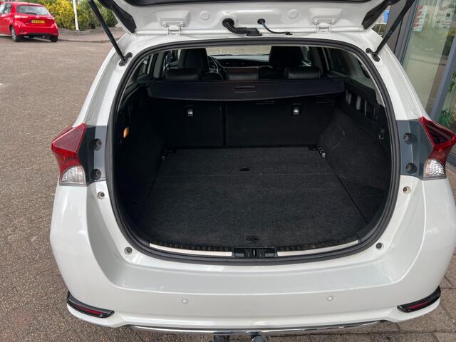 Toyota AURIS 1.8 HYBRID LEASE PRO