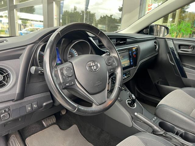 Toyota AURIS 1.8 HYBRID LEASE PRO