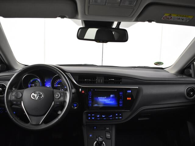 Toyota AURIS 1.8 Hybrid Dynamic | Navigatie| Camera