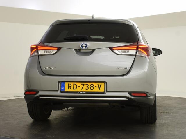Toyota AURIS 1.8 Hybrid Dynamic | Navigatie| Camera